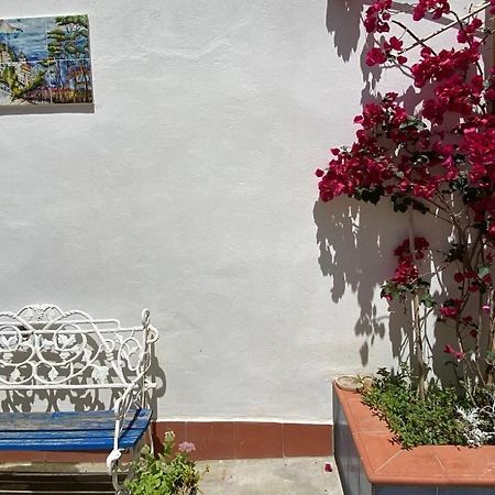 Casa Vacanza Le Tre Sorelle วิเอตริ ภายนอก รูปภาพ